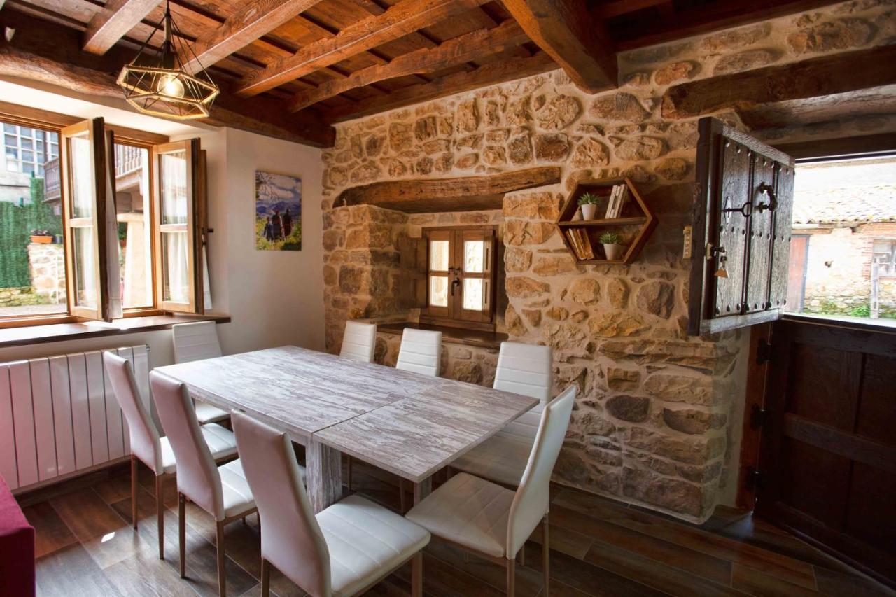 Onís Los Campos Vivienda Vacacional מראה חיצוני תמונה